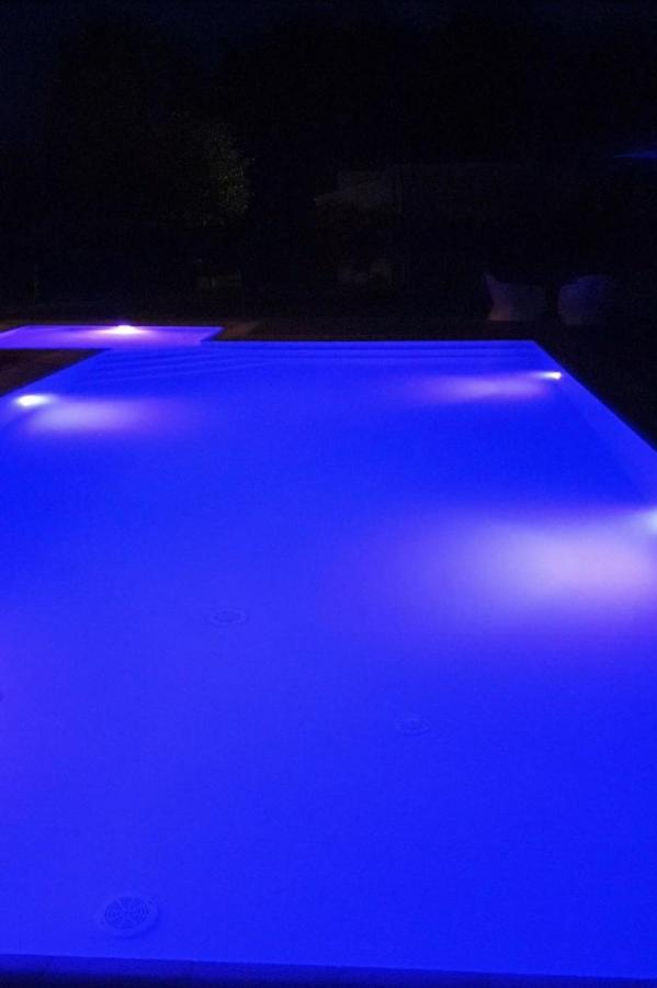 Villa Edda Heated Pool 加拉蒂纳 外观 照片